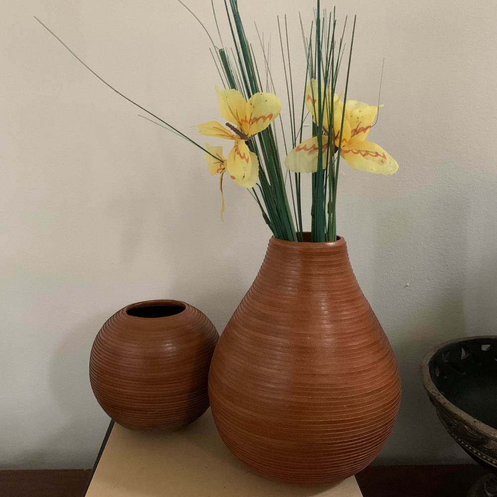 Leather Spiral Vase